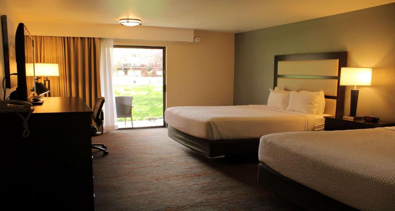 Western Sunridge & Conference Center