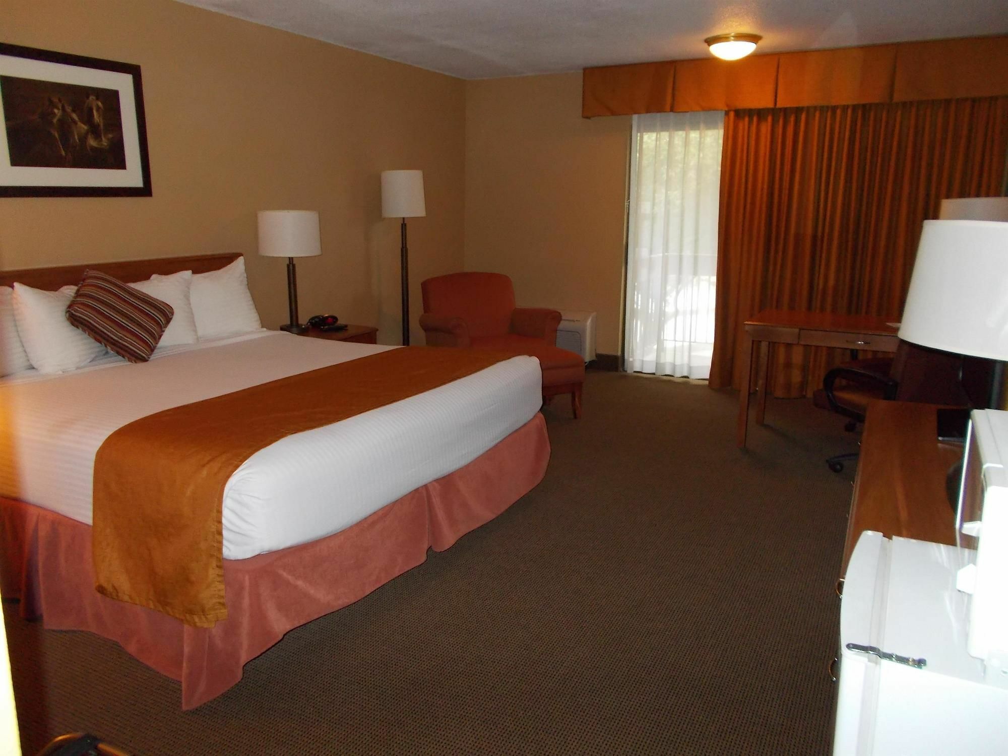 Hotel Western Sunridge & Conference Center